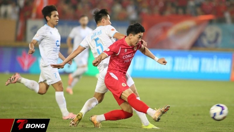 Phong độ hủy diệt gọi tên Nguyễn Đình Bắc